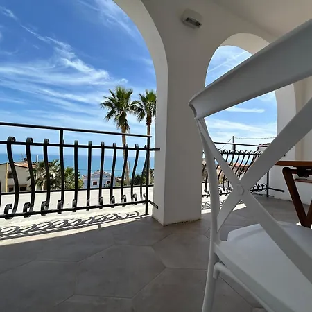 Manca Hotel apartamentowy Marina di Palma