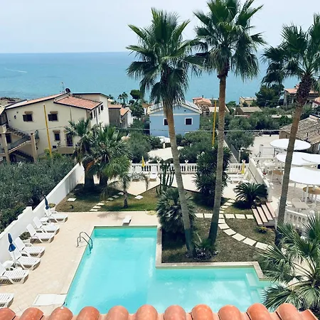 Hotel apartamentowy Manca Marina di Palma